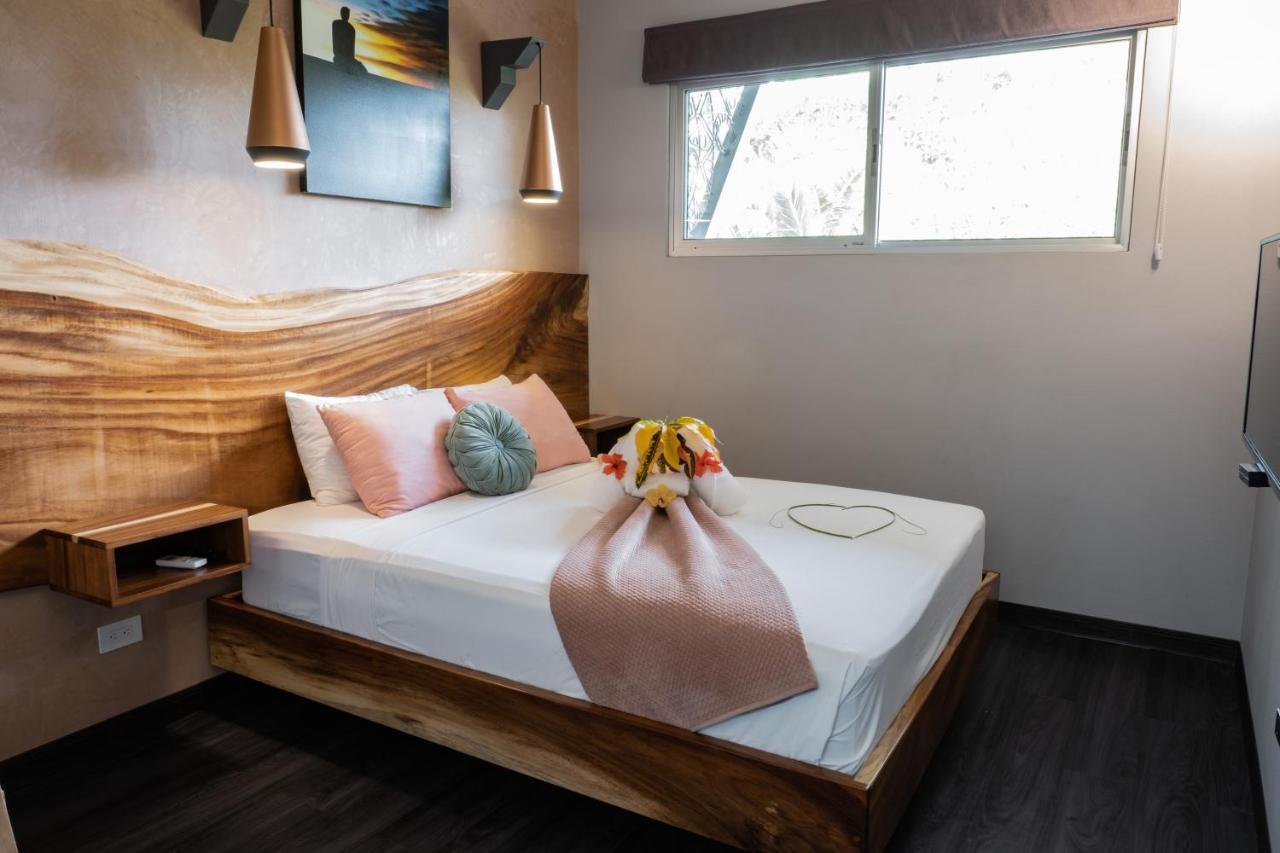 Hotel Faremiti Uvita Kültér fotó